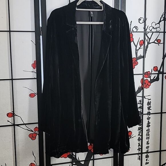 Eileen Fisher Notch Collar Open Front elvet Jacket/ Cardigan in Black - Picture 3 of 10